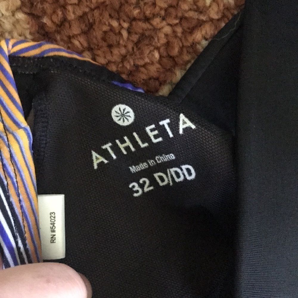LIKE NEW CUTE ATHLETA STRIPED 32D/DD BIKINI TOP - Picture 3 of 5